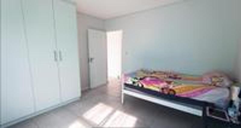 3 Bedroom Property for Sale in Peerless Park Western Cape